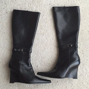 Super cute black boots